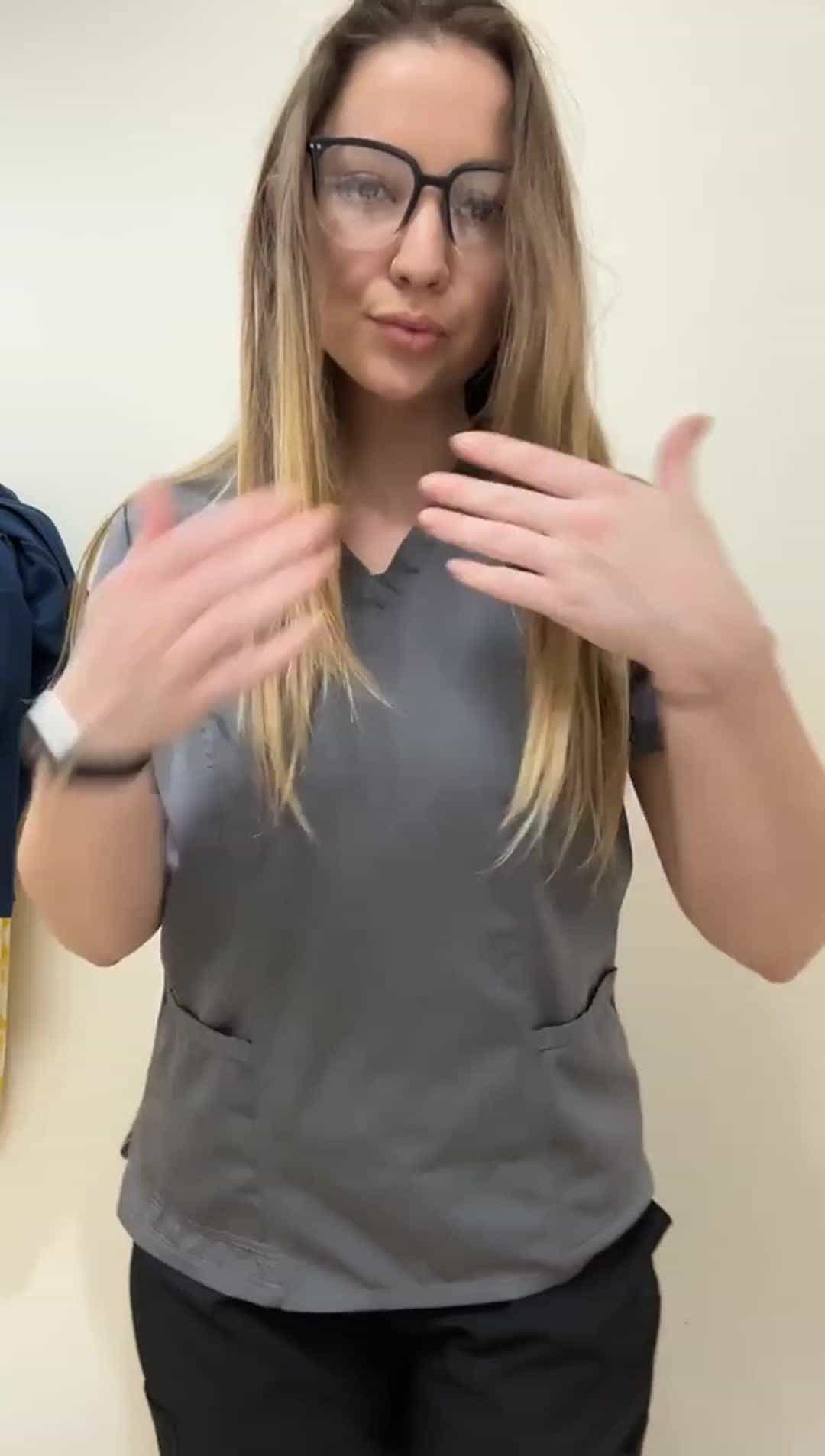 Any chance you’d tittyfuck this fuckdoll on a first date👩‍⚕️