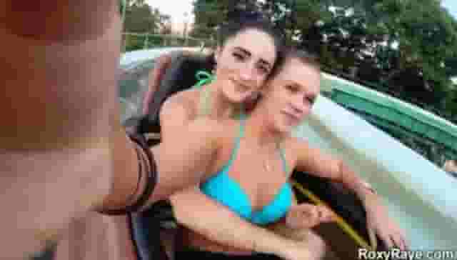 Roxy and friend fingering in Busch Gardens [GFY]