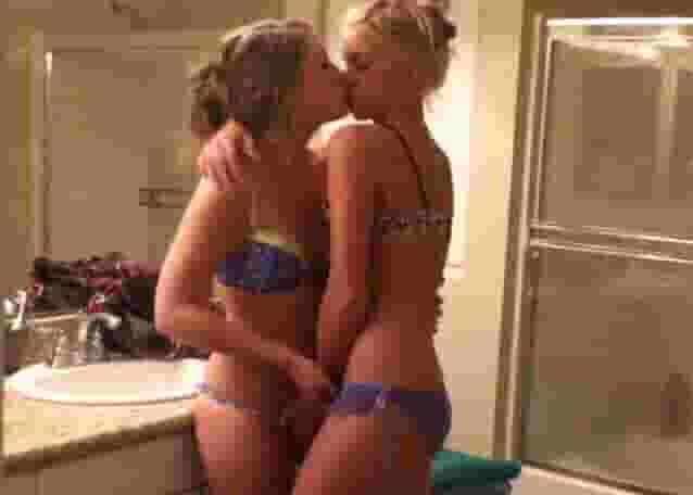 Horny Blondes Kissing