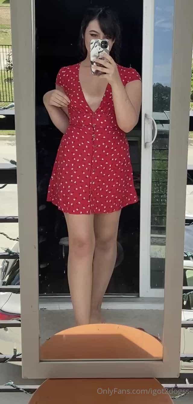 Sexy Teen Girl In Short Dress Nasty Upskirt