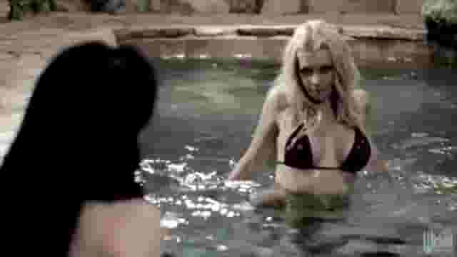 [X-Post /r/Riley_Steele_XXX] Riley Steele and Aiden Ashley fooling around in the pool