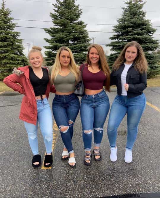 Teens in Tight Jeans [4]