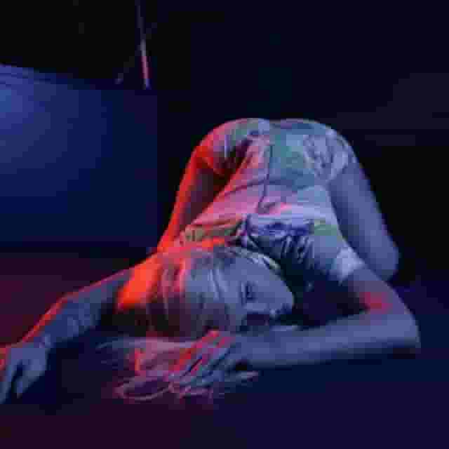 Iggy Azalea Shaking It ['Mo Bounce' MV]