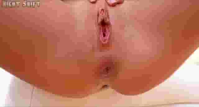 Megan Fox licks cum off the floor (xpost r/nsfw_longif)
