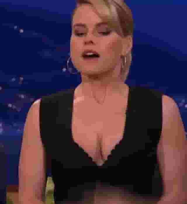 No one has an face/tits combo quite like Alice Eve