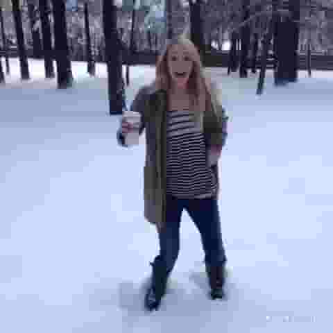 flashing in the snow [GIF]