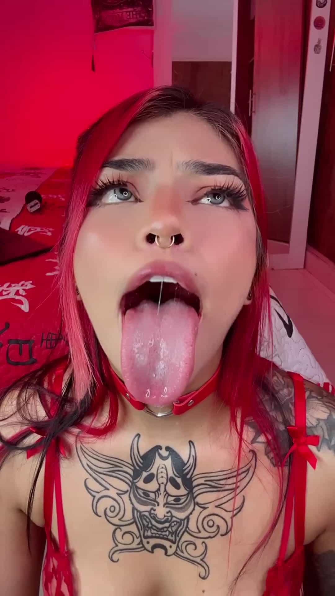 I want you to make a mess in my throat with your cock daddy 
