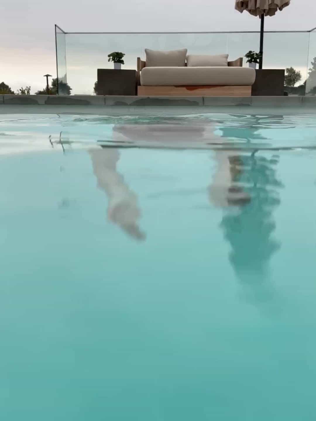 [/r/porno_zone] Riley Reid Underwater blowjob