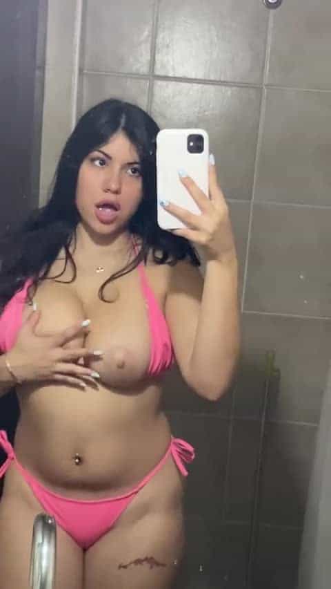 I want you to squeeze my tits daddy...
