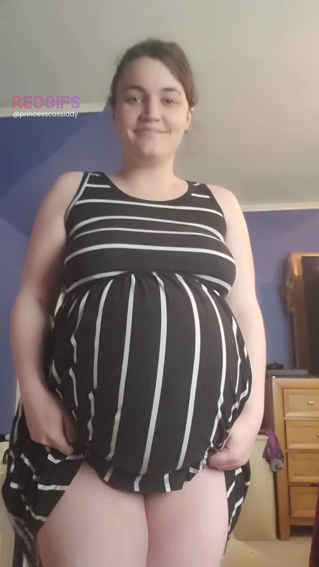 I know you say you want to fuck right up until delivery but after seeing this belly I don't think y...