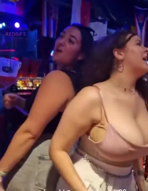 Bouncing busty boobies 