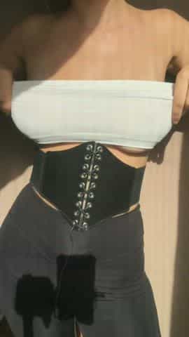 This corset makes me slimmer but I can hardly breathe, so it needs to be untied