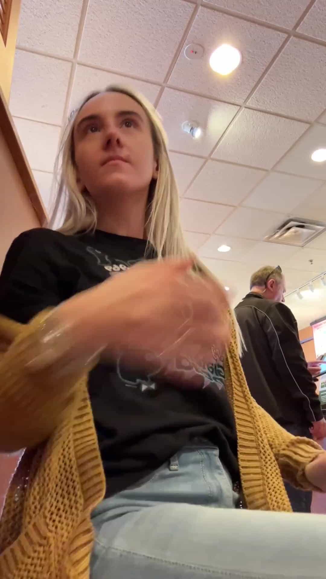A quick one in a crowded Panera for your viewing pleasure ;)